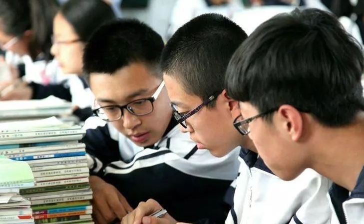 高考状元名字（高考状元何川洋）