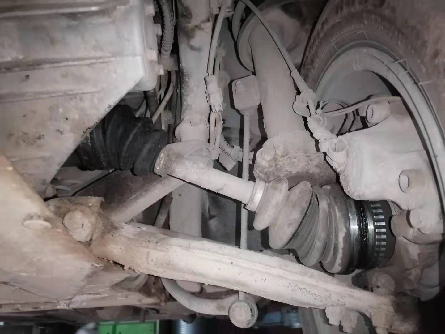 爱丽舍前挡风玻璃多少钱二手车频道