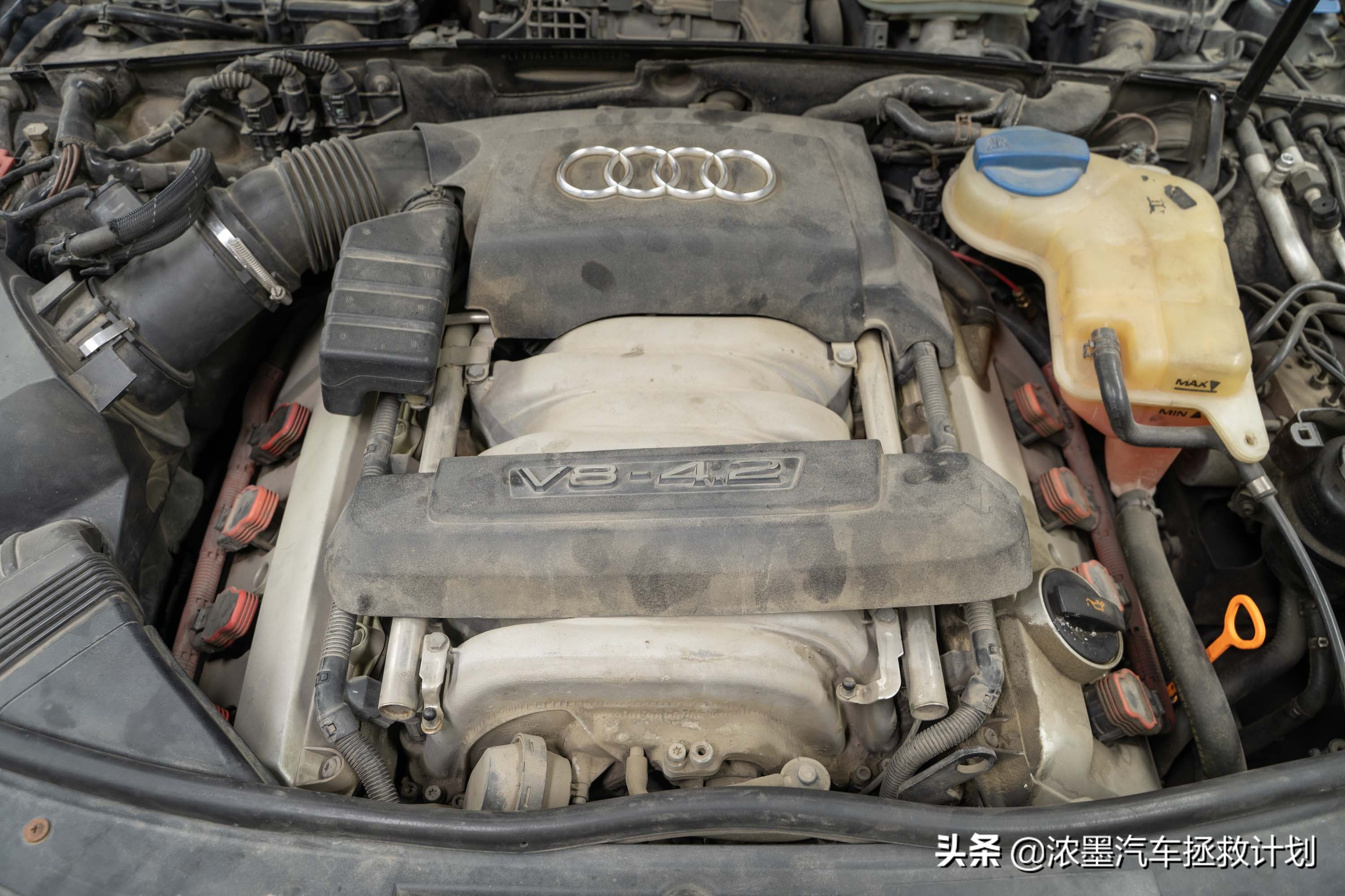 「迟暮英雄」整修一台十多年前的奥迪A6发动机，治理烧油烧水