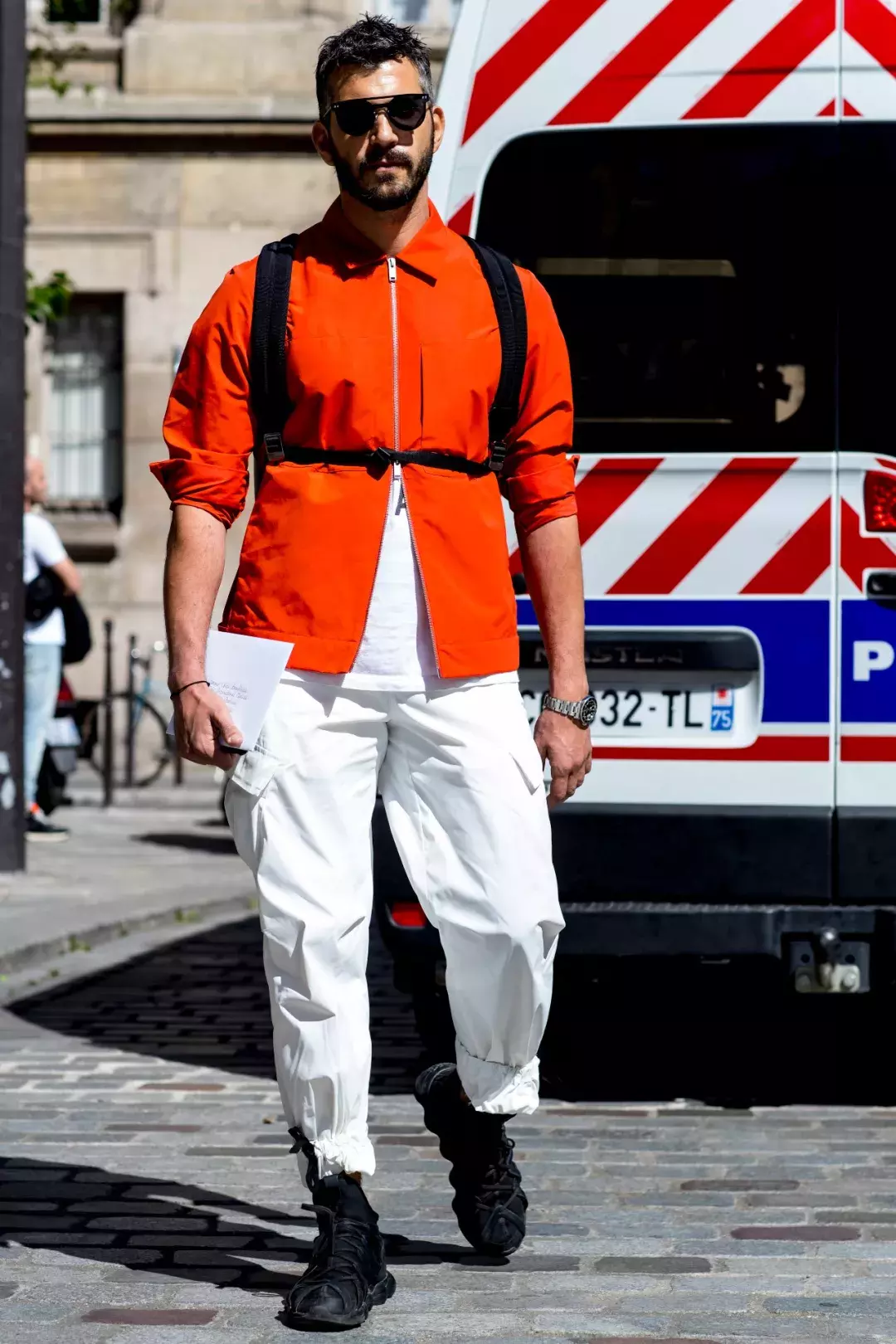Compelling have to rely on bright orange