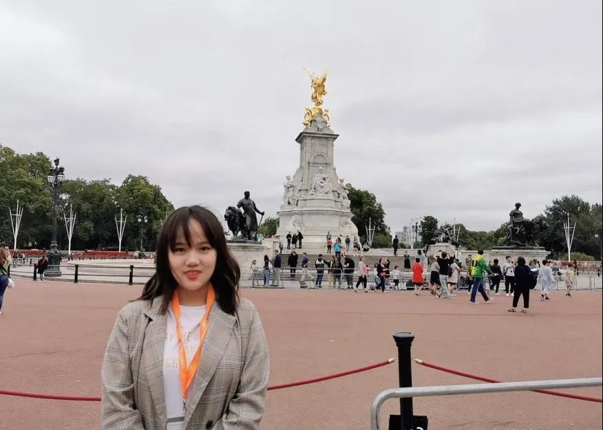 登上央视！北京00后美女学霸：新闻传播出身，如今保研清华，颜值出众！