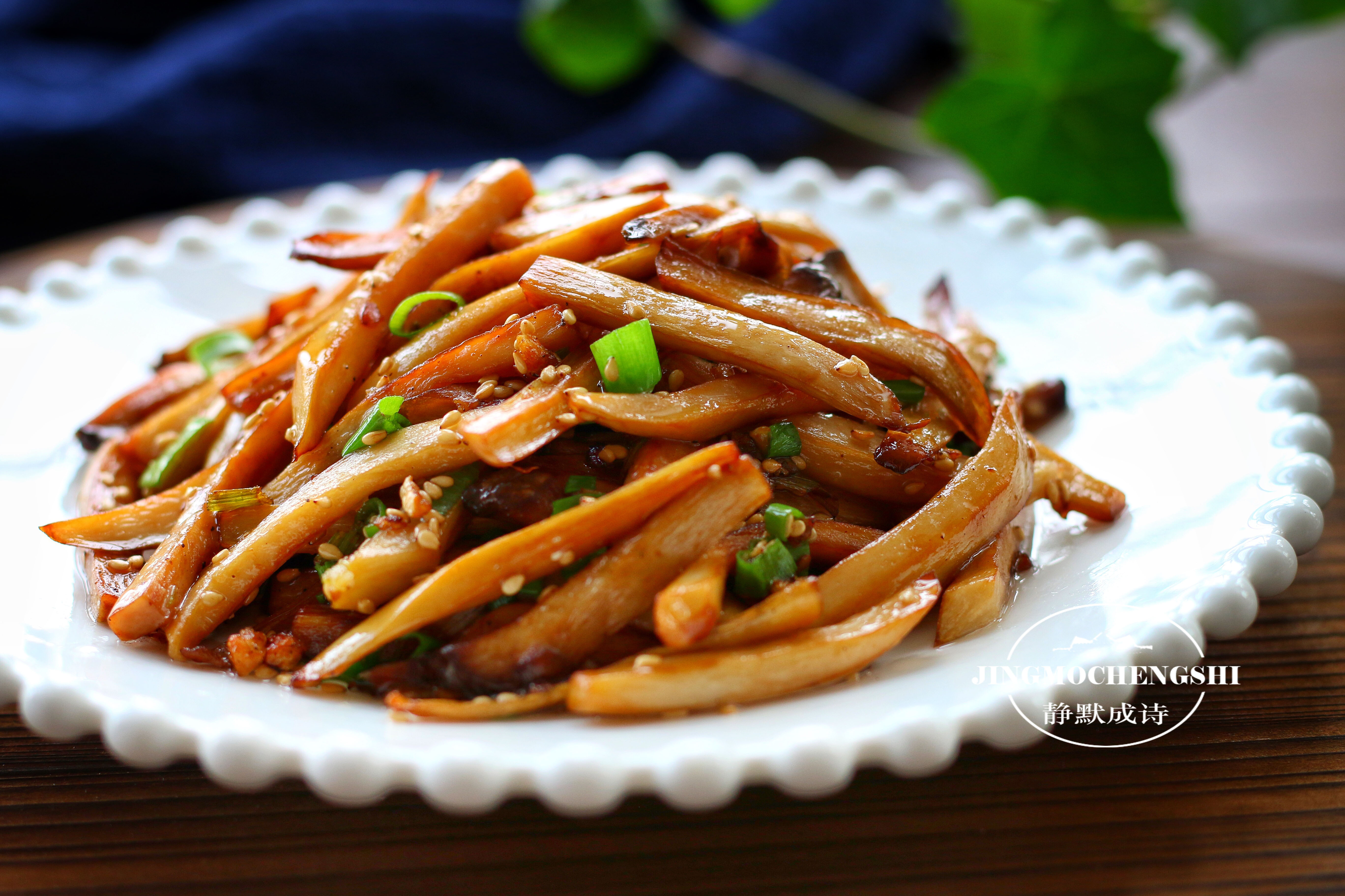 杏鲍菇图片做法(冬天多吃蘑菇好，教你杏鲍菇的6种做法，简单易做，好吃又营养)