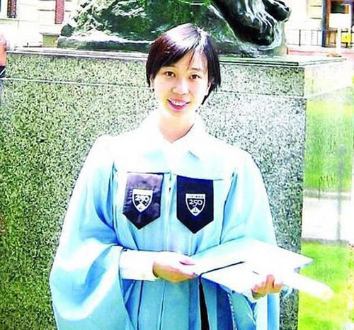 “硬核学霸”何碧玉：14岁高考以750分成状元，多年无人超越