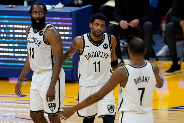 新的王者！美媒盘点NBA新赛季最强三巨头排行榜：湖人被看衰