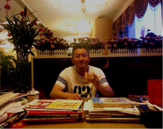 ​高考钉子户，54岁大叔高考25次，年入百万就想圆梦川大