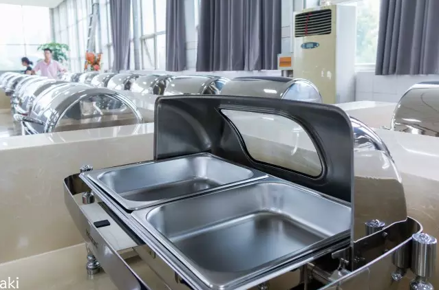 酷！坐拥19个食堂，汇聚8大菜系，武汉这所高校把餐厅打造成了“网红”