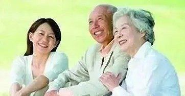 温暖老人心的十句家常话——你说过吗