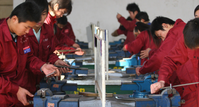 职高生迎来“好消息”，读中职也有机会上本科？普高生不再占优势