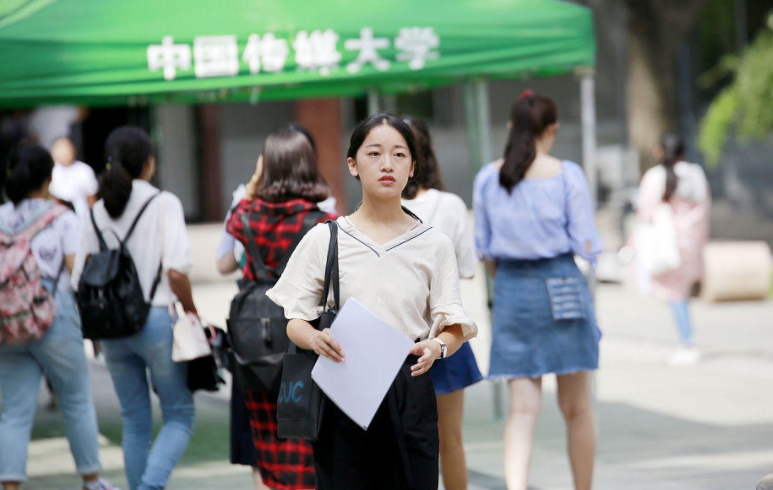 大学毕业才发现，省外城市再繁华，也比不过省内读大学的优势