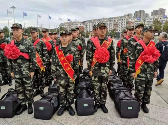 大学生毕业前入伍，和毕业后当兵待遇差距不小，学生要了解清楚