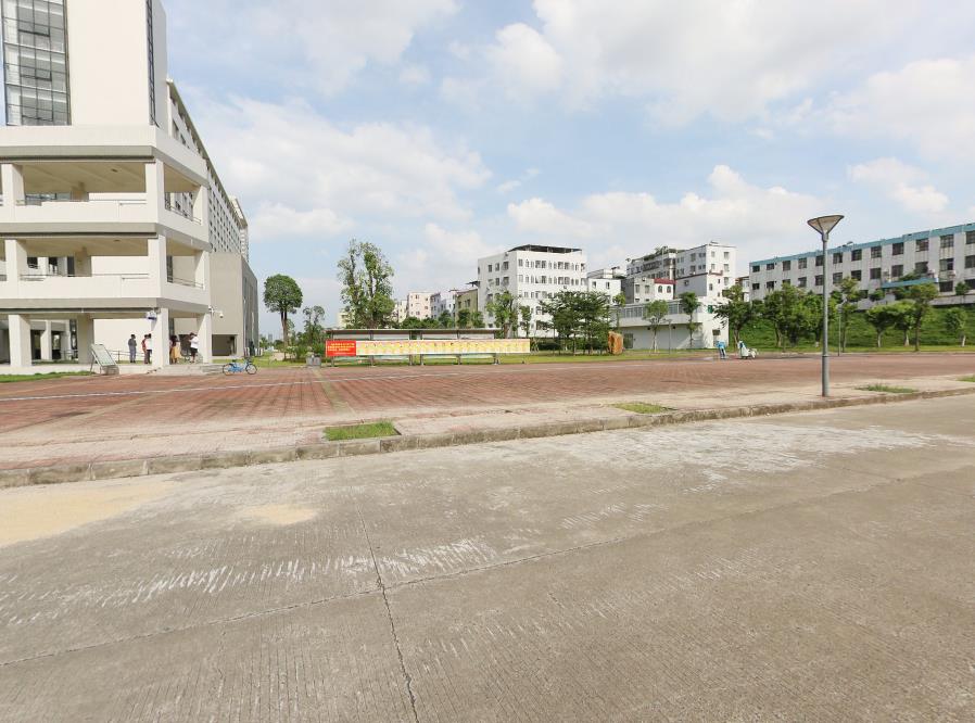 广东这所财经类大学，不是985、211，录取分数都是重点线