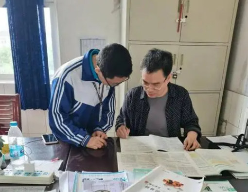 贵州学生考上复旦，因“高考移民”被取消学籍，法院判决结果来了