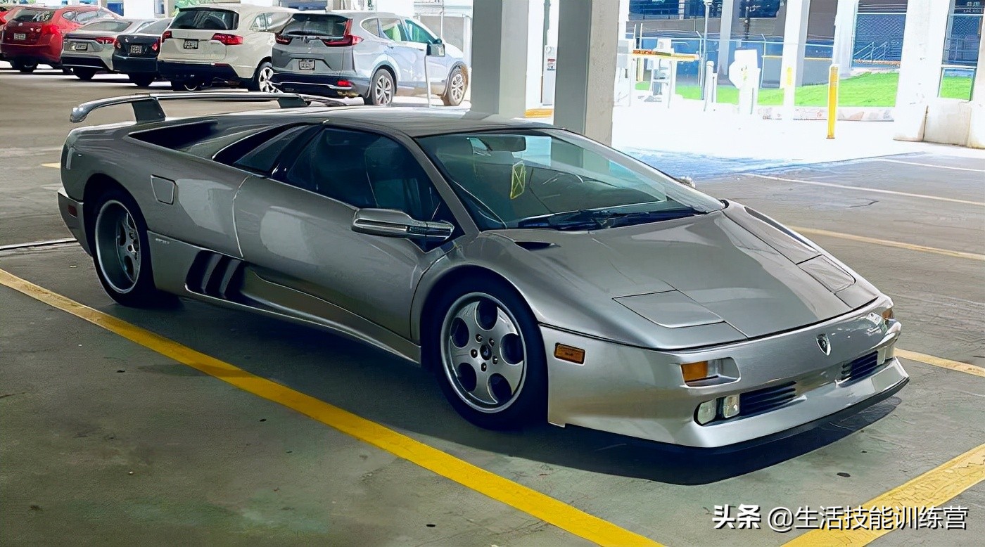 50辆在90年代被认为最好的汽车，你认识多少？