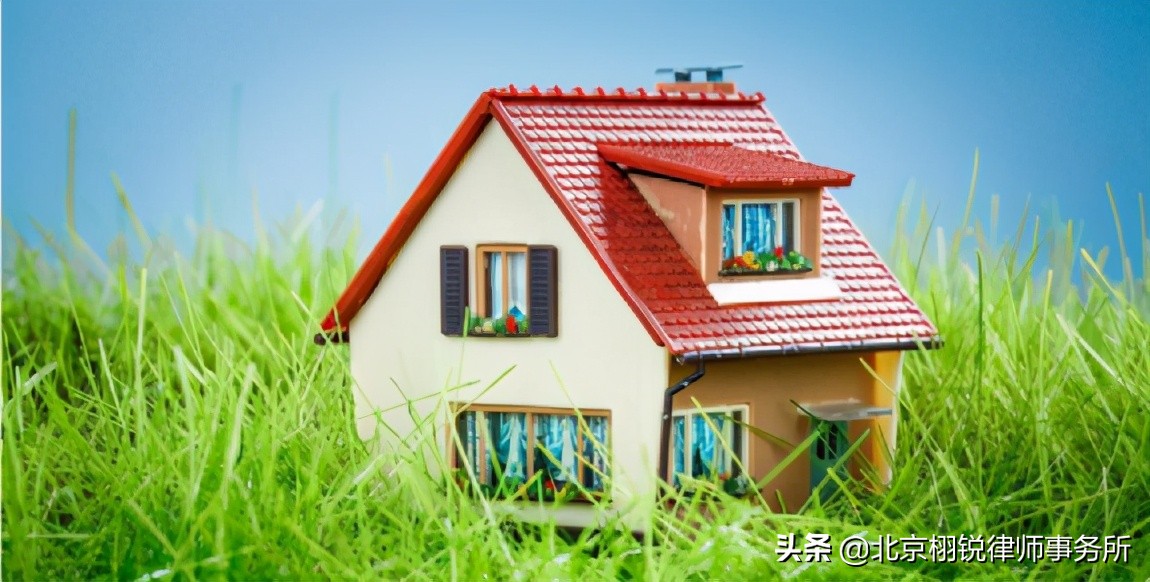 四川成都的杨先生购买一商铺存在违法包销行为，想退铺退不了