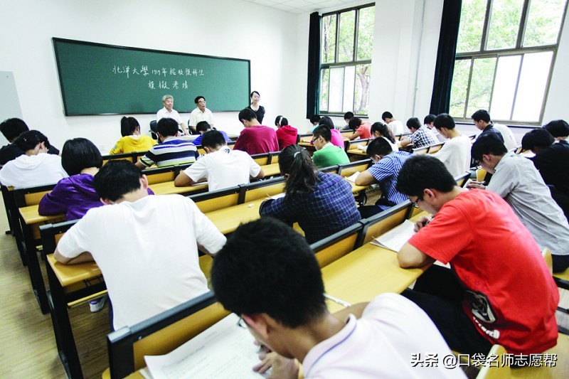 关于大学的6大谣言：逃课挂科打游戏，大学生活不是这样过的