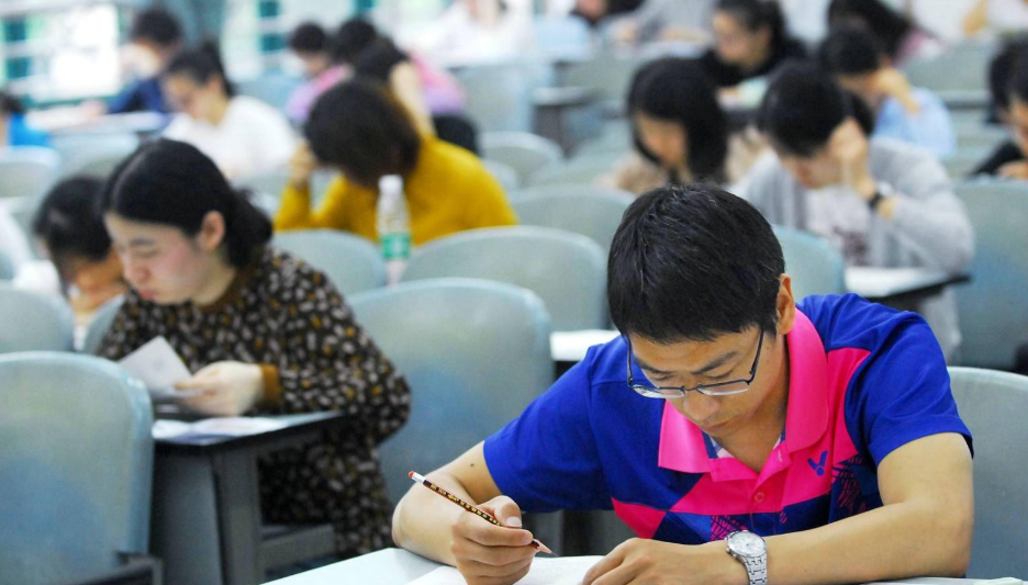 为啥很多专科学校，大多叫“职业技术学院”，学生：咋不早说