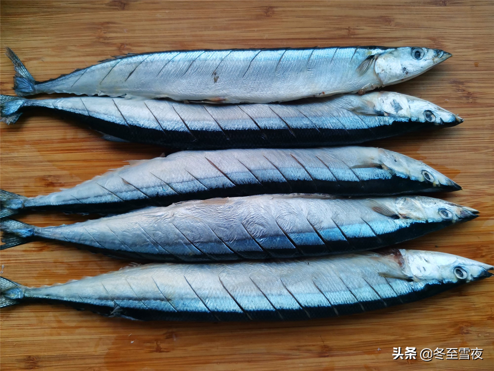 秋刀魚的做法,秋刀魚的做法,最好吃又簡單