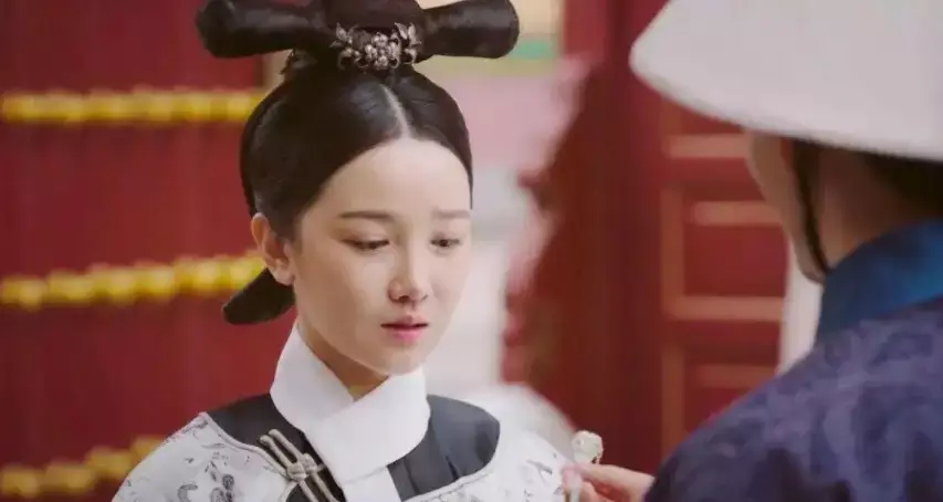 阴阳怪气陈小纭：昔日“在逃公主”，在《浪姐》人设翻车了？