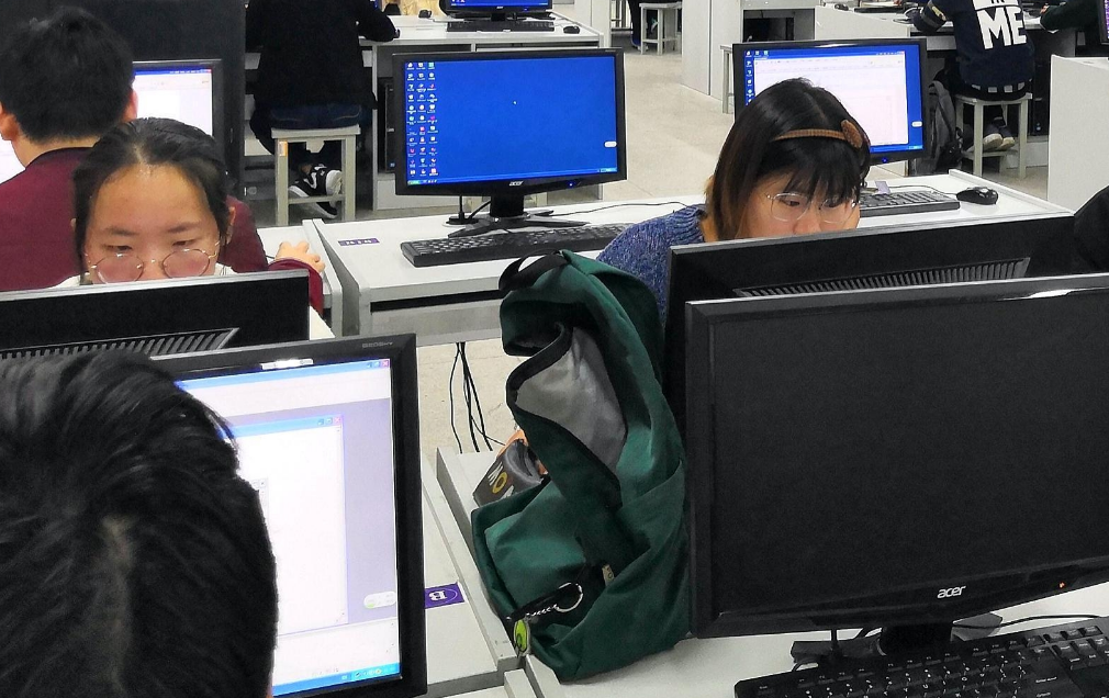 高考只有450分也“别慌”，选择对的专业，未来将一片光明