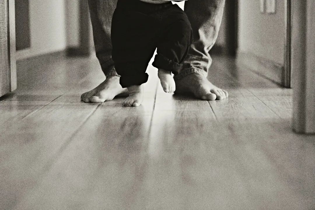 这辈子，最不忍见到的一幕：爸爸，哭了