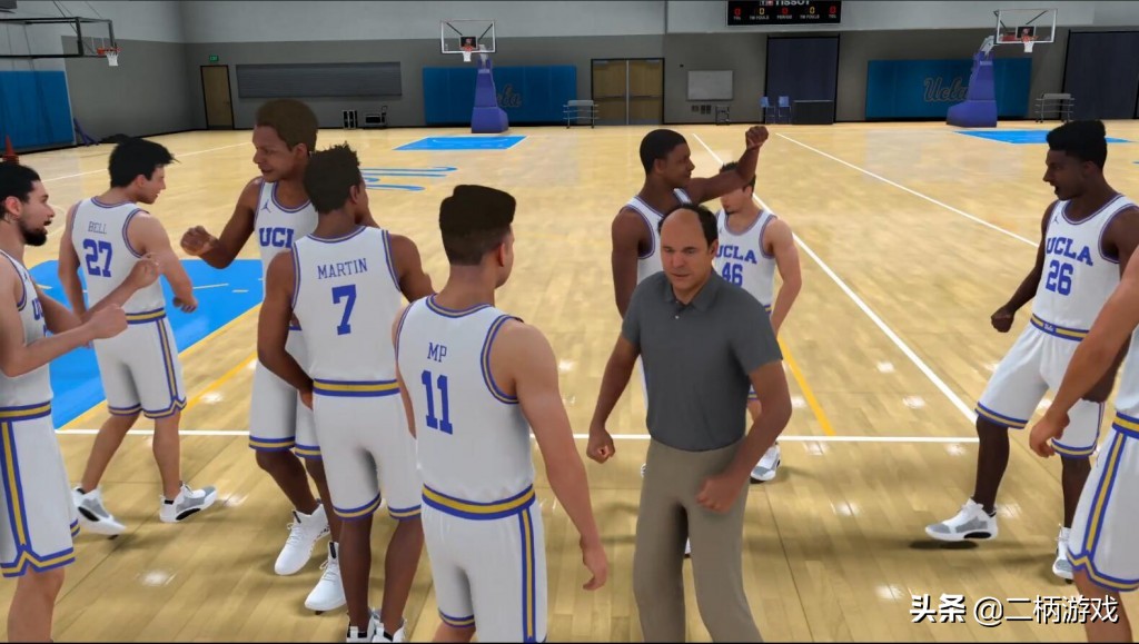 nba2k系列为什么好玩(《NBA 2K22》游玩体验报告：仍是你体验篮球游戏的首选)