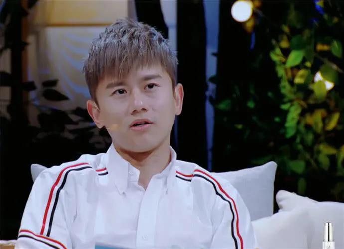 张杰谢娜婚礼嘉宾礼金（谢娜结婚何炅送多少钱）