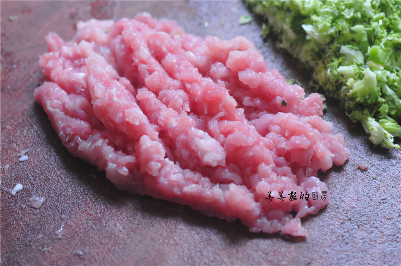 素菜吃出肉的滋味，入锅一蒸人人爱！春天多吃，清清爽爽最是香