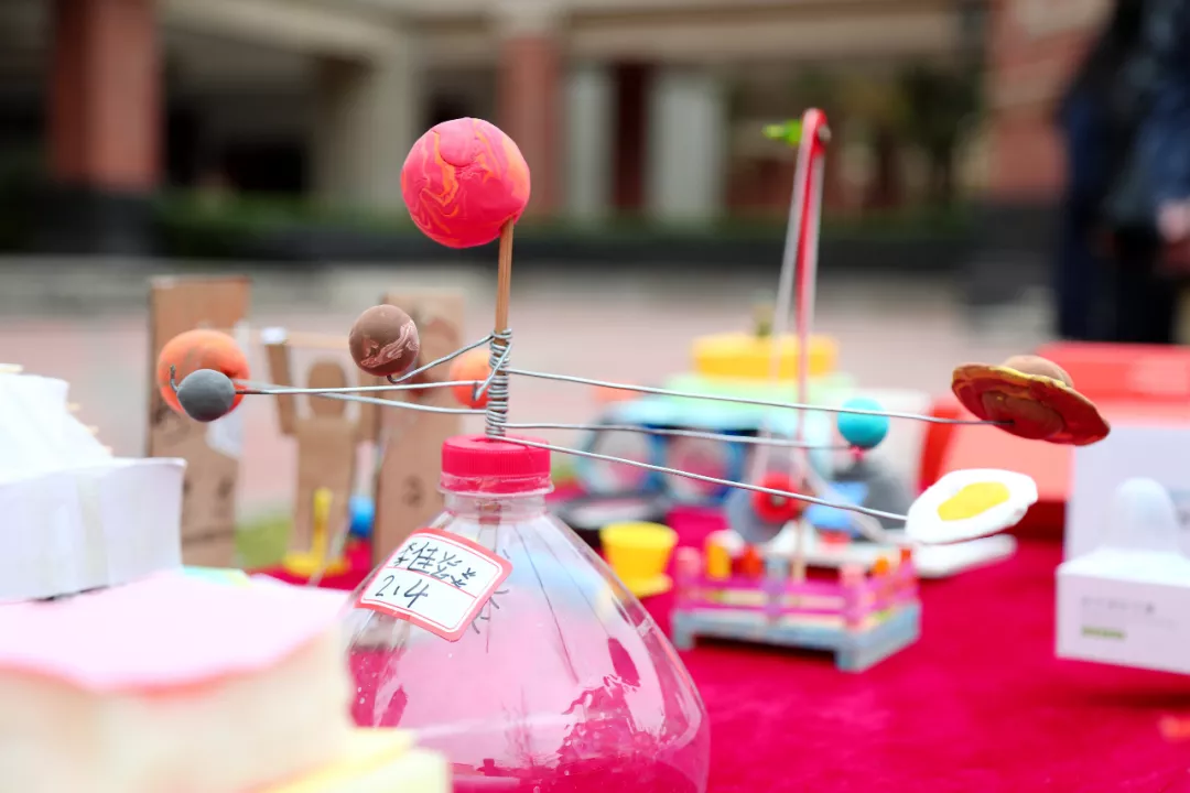 小浪探校 | 小班化教学，性价比超高，温江这所学校真香