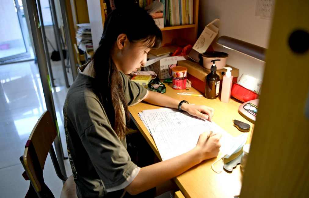 从“八省联考”第一，到高考倒数第一，江苏省经历了什么