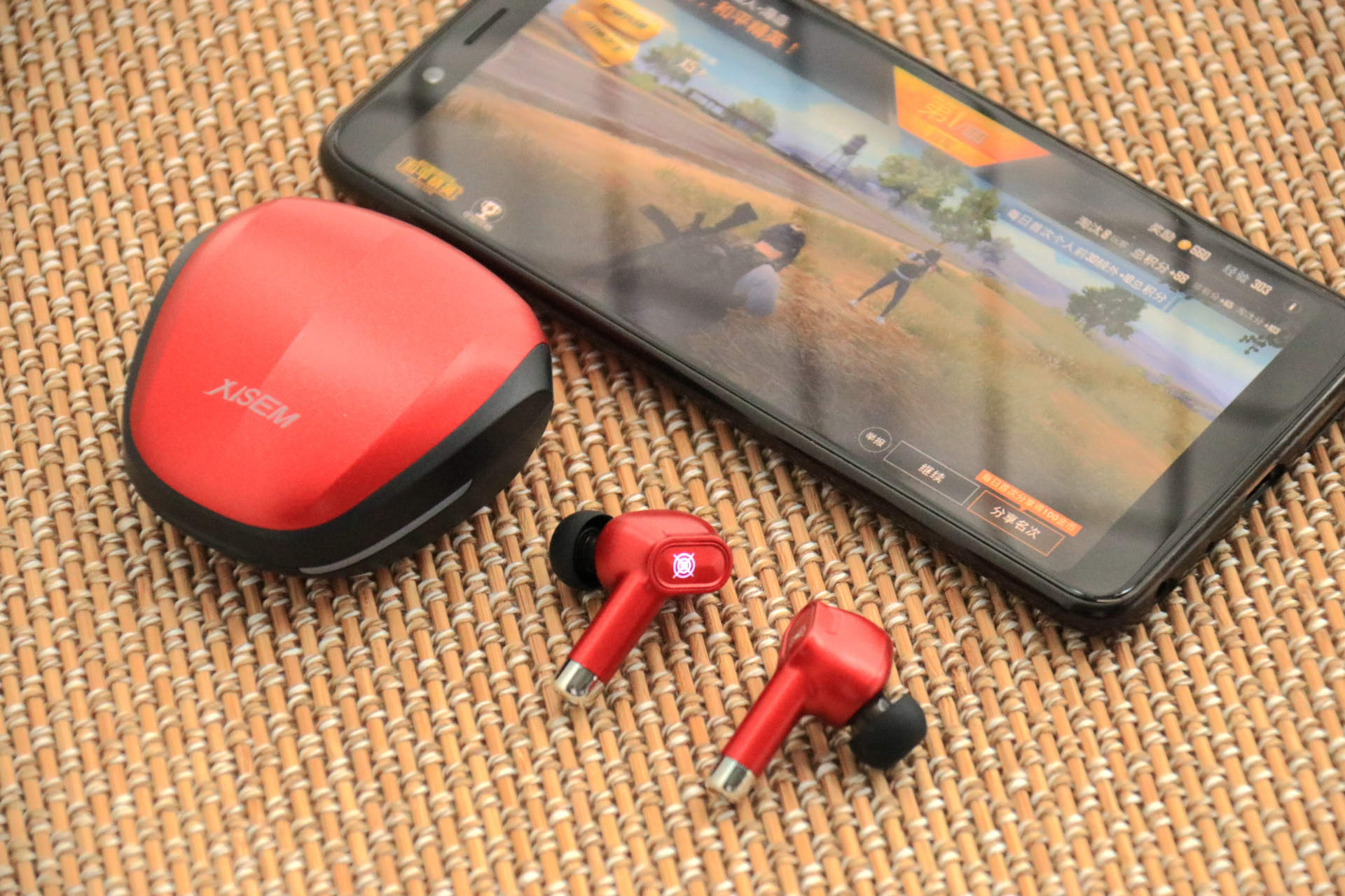 手游新装备，吃鸡不用愁，Xisem西圣olaf游戏耳机体验