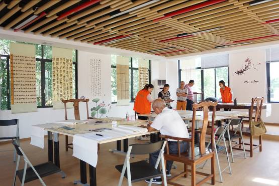 天河｜龙洞多了一个3200平米的服务中心，快来“打卡”体验