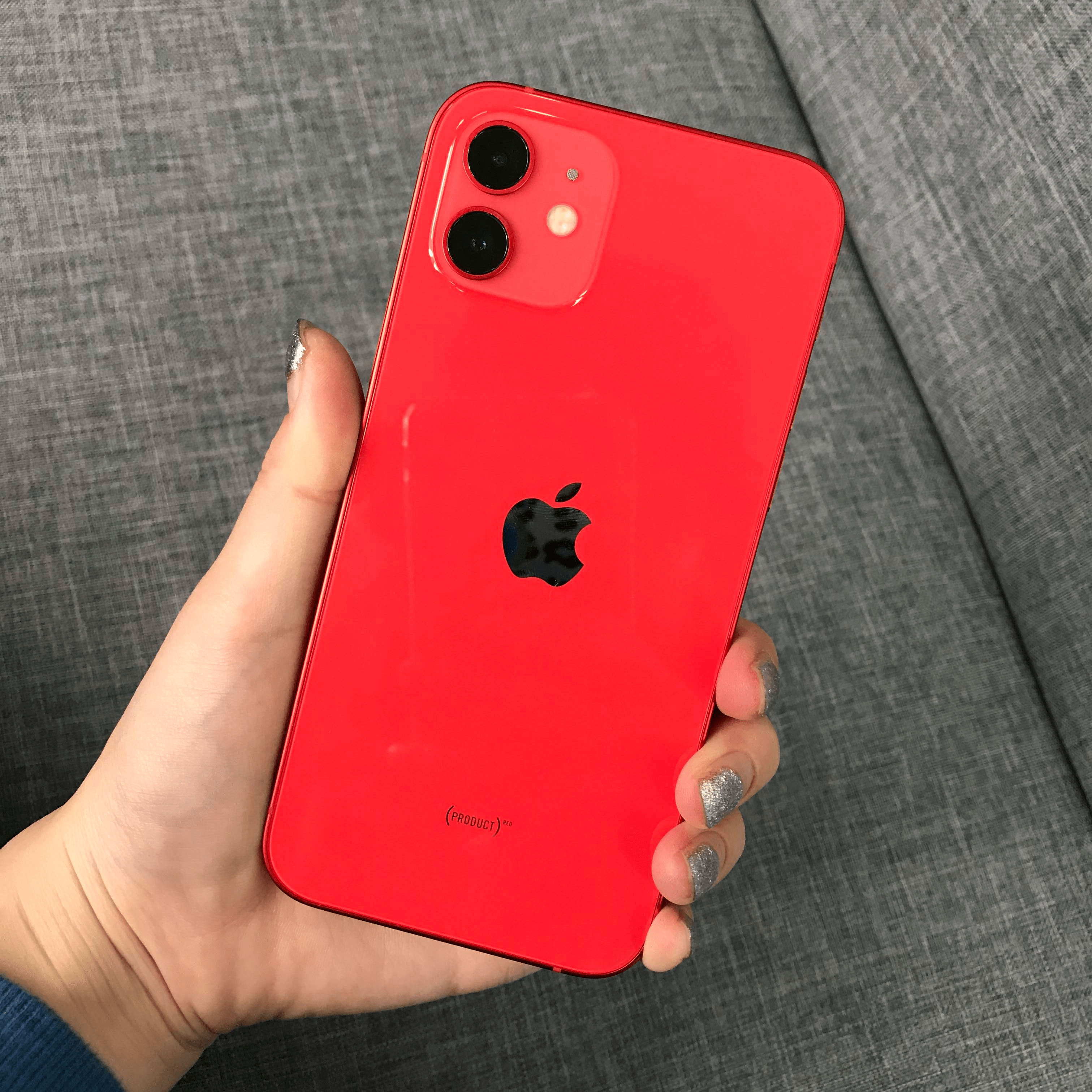 本命年喜提红苹果iPhone12 256g 分享开个箱