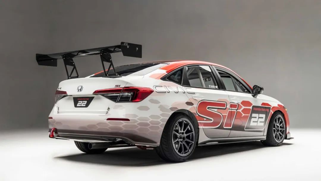 上汽奥迪Q6谍照曝光；特斯拉Model S/X国内涨3万元