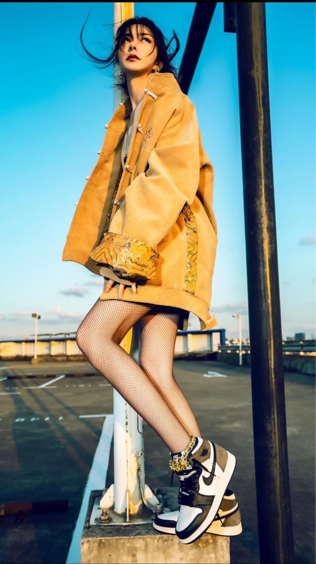 女鞋头才是潮流圈的顶流支柱？Stussy成富婆快乐鞋标杆