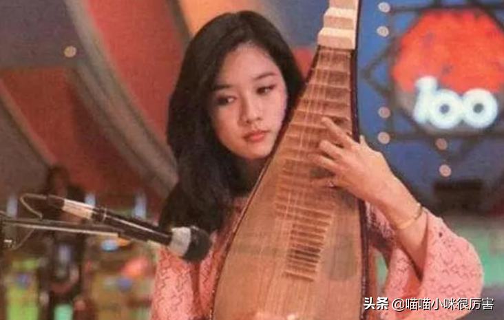 亚洲10位美女今昔颜值对比，山口百惠成老妇，关之琳医美痕迹明显