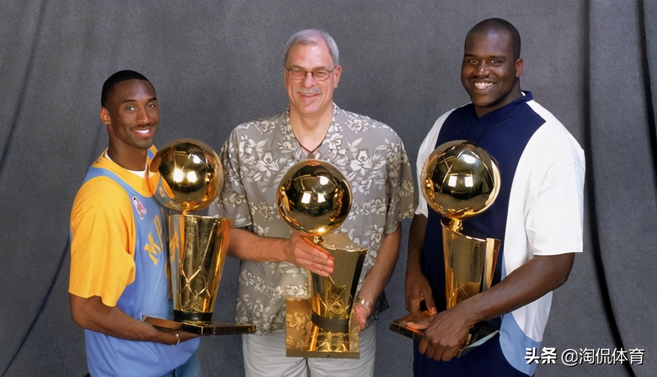 NBA总决赛2001(01年总决赛奥尼尔44 28肆虐穆大叔 答案48 5打爆湖人)