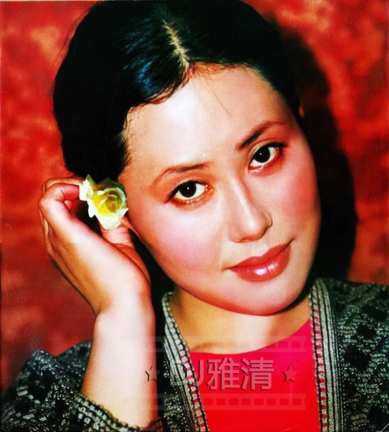 17位内蒙女星 17朵草原上美丽的花 个个又美又实诚 比江南美女更耐看