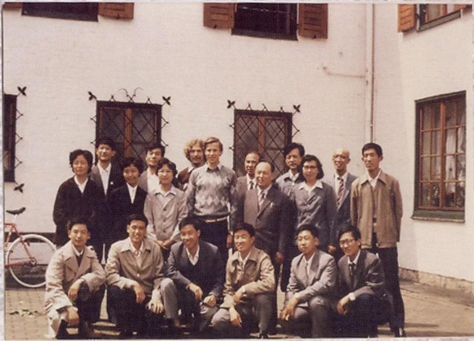 纸短情长！北京科技大学校长杨仁树致亚琛工业大学建校150周年贺信