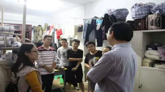 大学生违禁品大公开，男女寝不同一眼可辨，你上学用过违禁品吗？