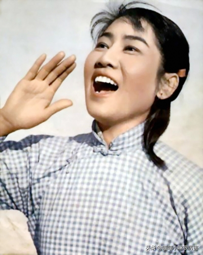 好啊，我这就去准备~记得多带点好吃的！