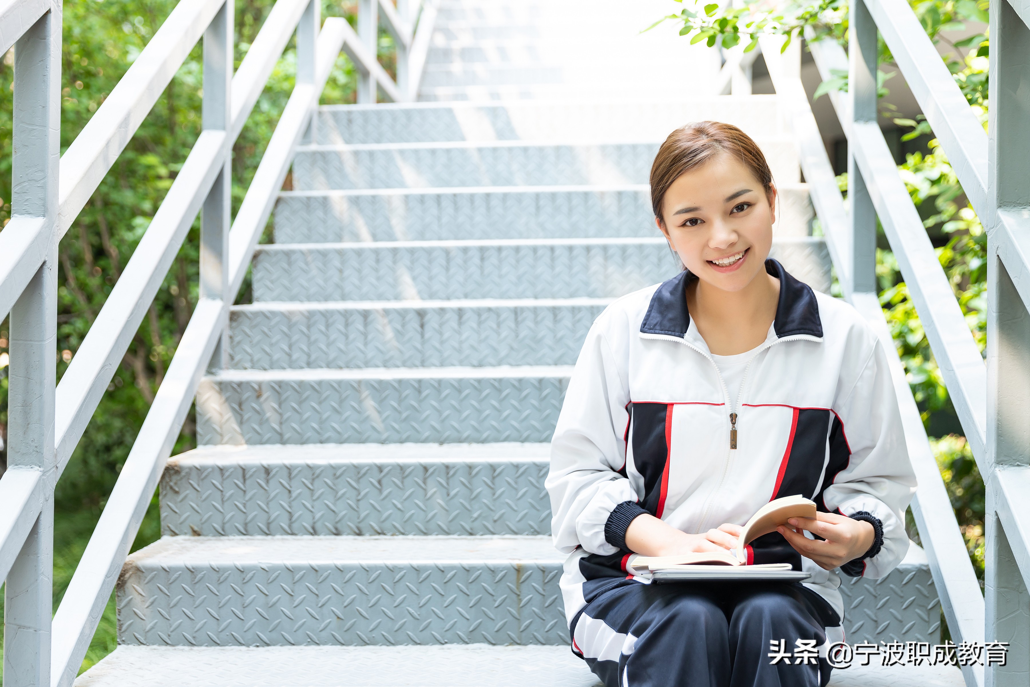 学历提升机构哪家好？成人自考网上报名时间