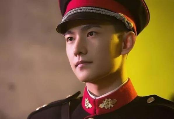12个从书里抠出来的民国少帅，这才叫气质超群，帅得各有千秋