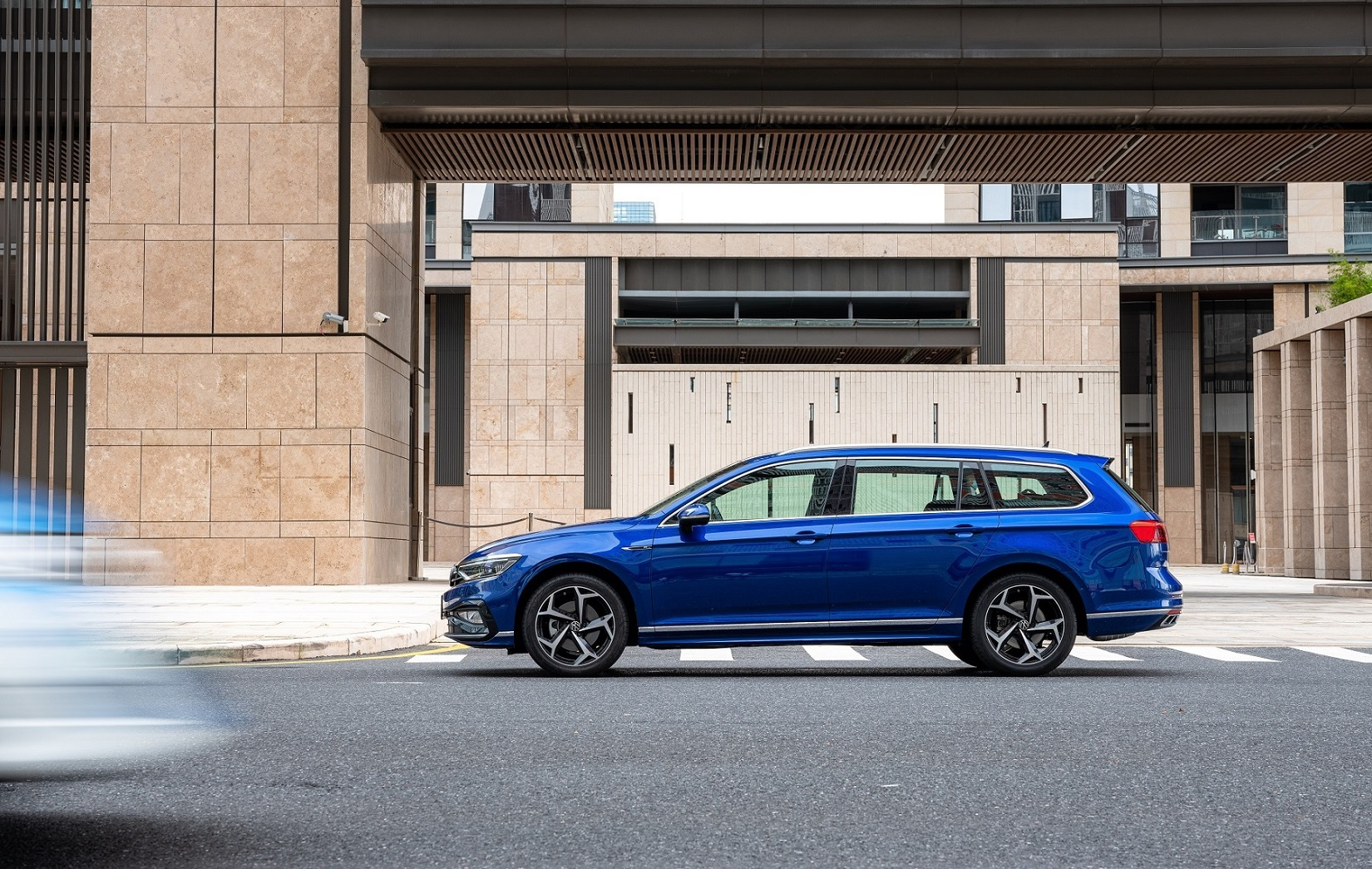 纵容我的另一面新蔚揽旅行轿车正式上市