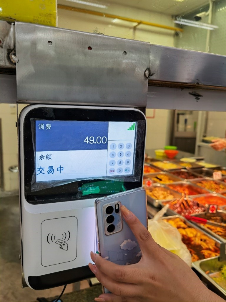 开学季里，看这所地方高校如何安全迎新 、保障教学？