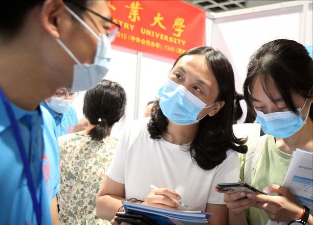 多省份公布高考分数线，云南文理科一本分数线最高，分享一些建议