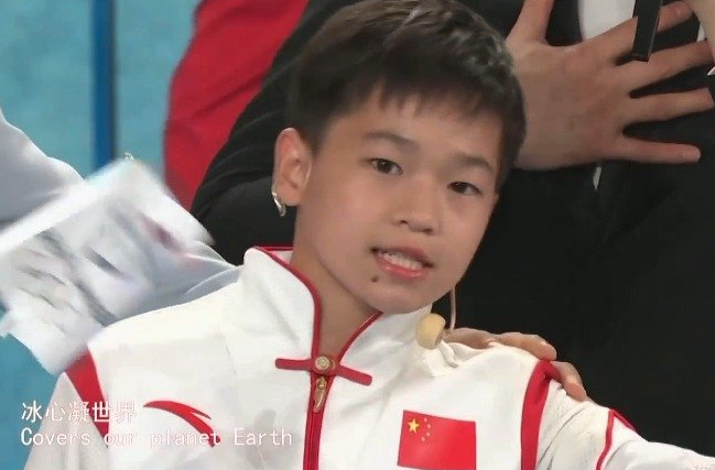 全红婵首次现身冬奥！心愿意外扯出家庭现状，央视8字回应迎翻身