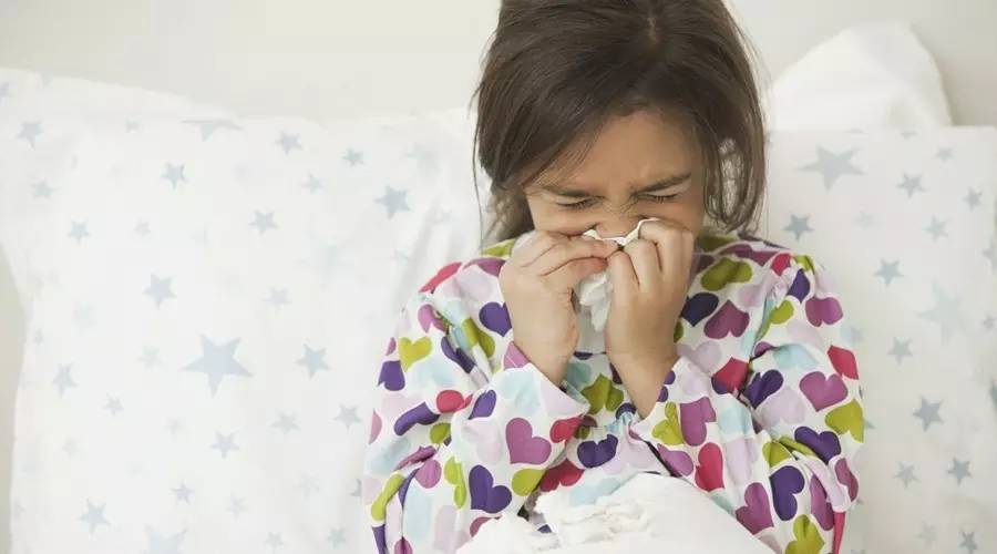 热咳和寒咳的区别,热咳和寒咳的区别及治疗方法