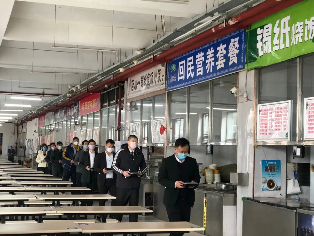 硬核“备战”开学 || 哈铁建学校举行疫情防控演练