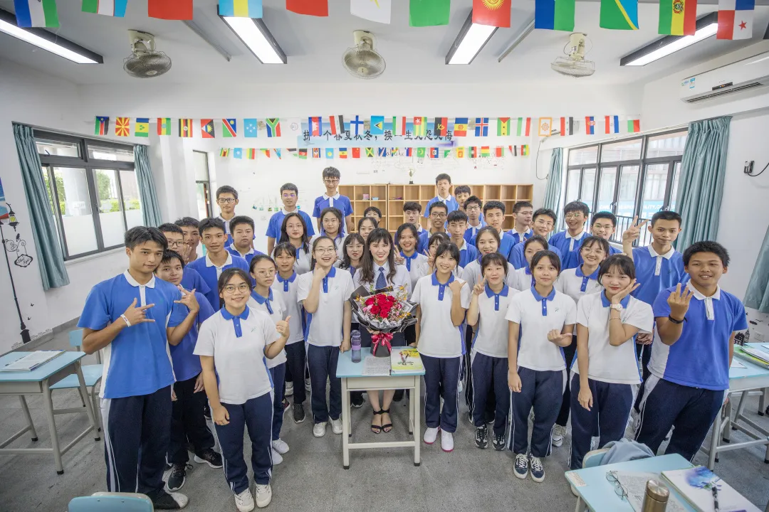 投资10亿，坐标布吉，这是一所被低估的宝藏学校