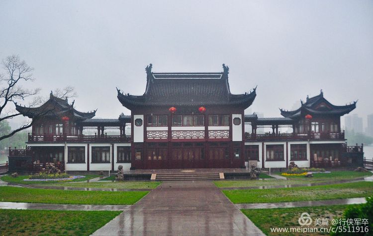 莫愁湖——粉黛江山，留得半湖烟雨；王侯事业，都如一局棋枰